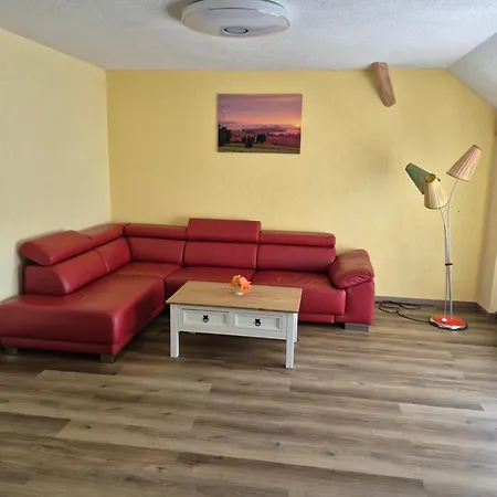 Am Lindenbaum לינה וארוחת בוקר 3*