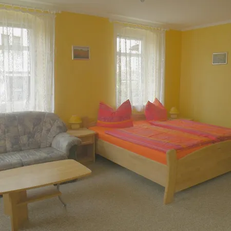 Am Lindenbaum 3* 세브니츠